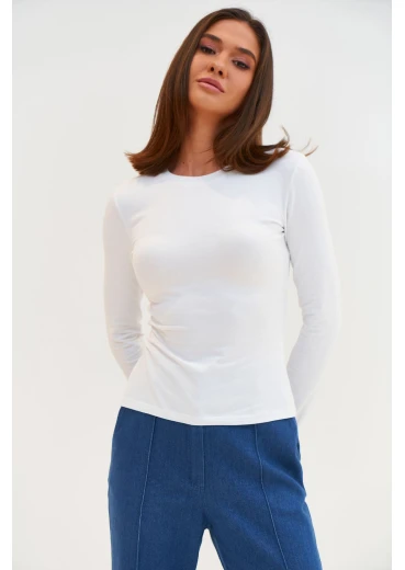 Damski dopasowany longsleeve z dzianiny, kolor mleczny