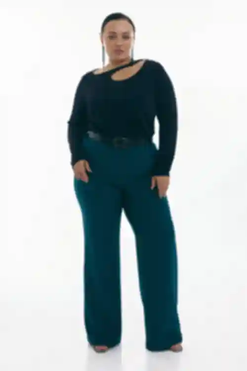 Longsleeve z asymetrycznym dekoltem dzianina сiemnoniebieski duży rozmiar